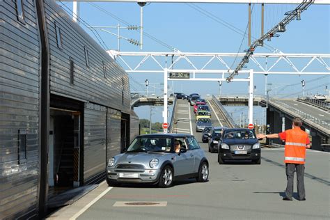 cost of eurotunnel to france.